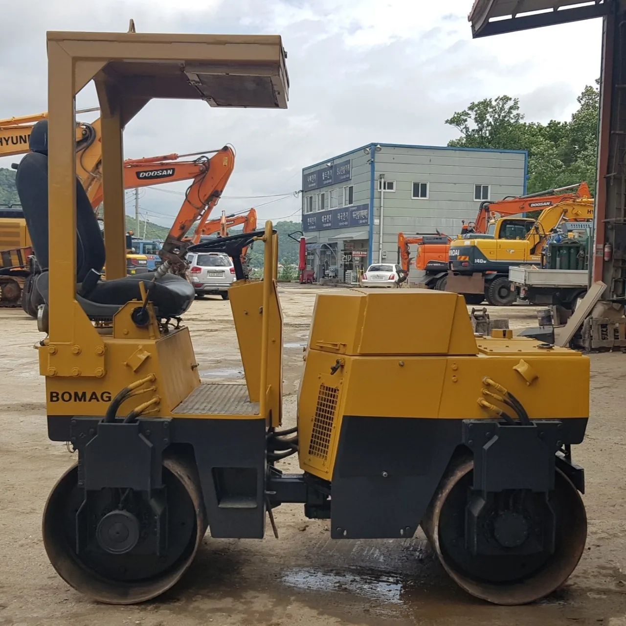  버막 BOMAG BW100AD모델 1986년식 1400만원 판매합니다