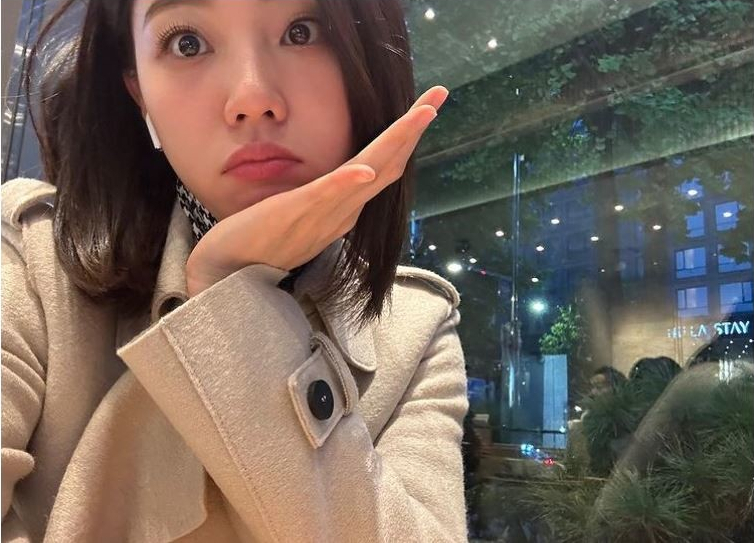  이선영 MBC 아나운서, '故 이선균' 애도하며 "KBS 단독 보도 짚고 싶다"