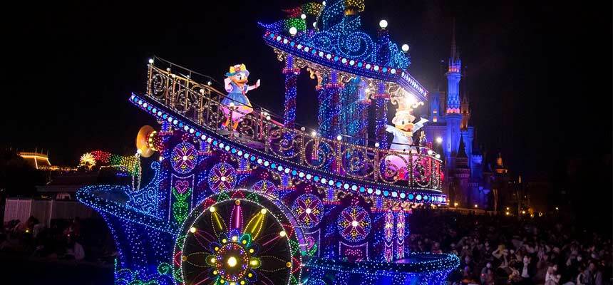도쿄 디즈니랜드 야간 퍼레이드