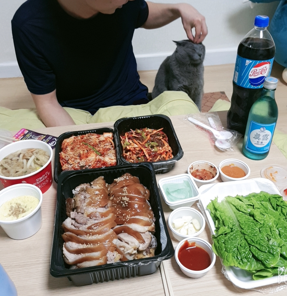 철수네왕족발 이미지