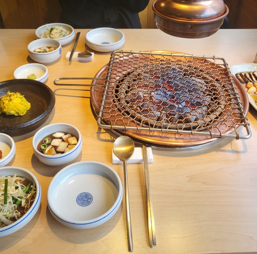 육돼지 이미지