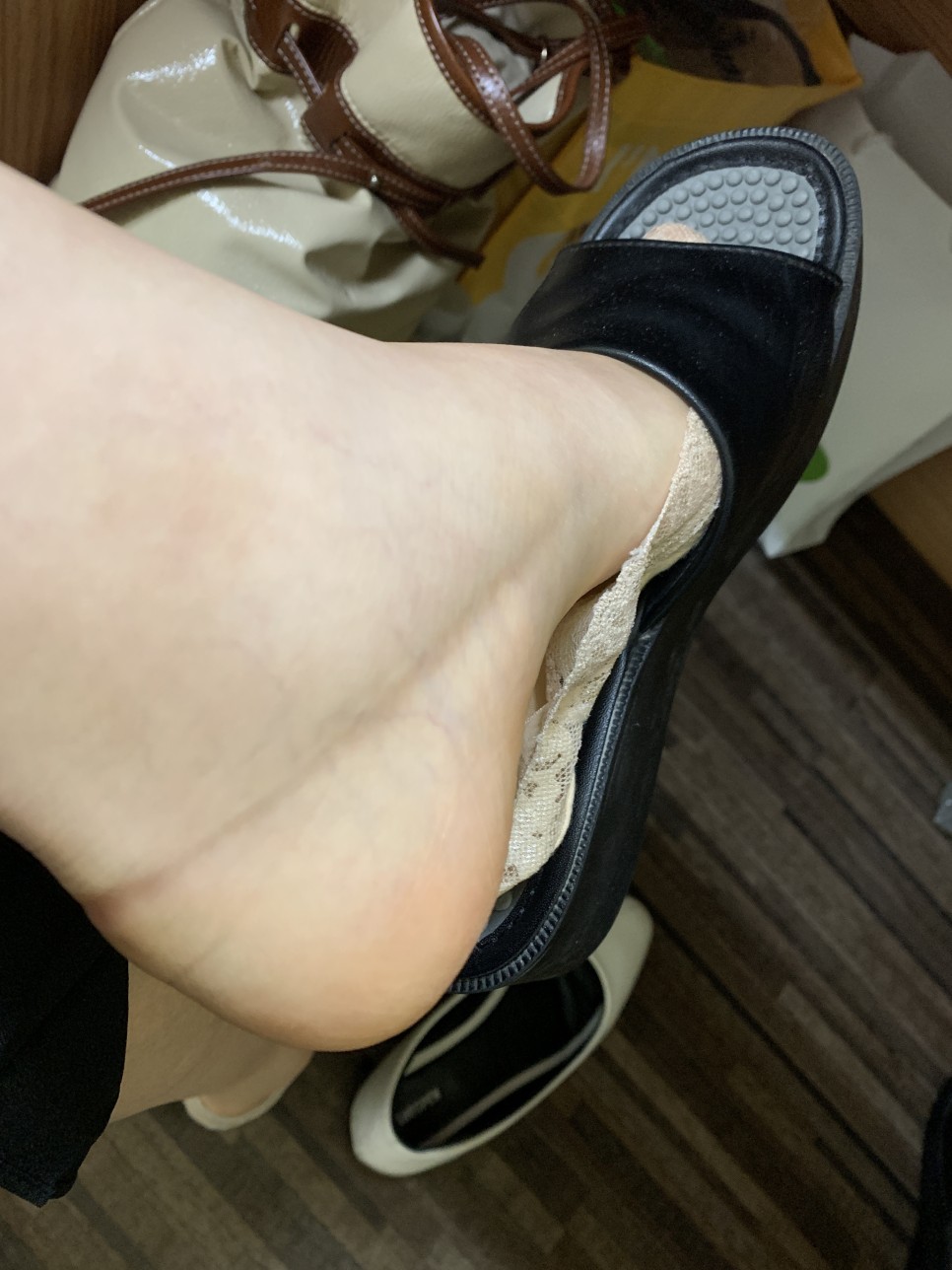 통증, 의료용 압박 스토킹 후기, 아기 크기, 체중, 증상, 태동, 배 크기, 우정 사진 촬영 30-34주 주물 사진 : 출산 휴가, 산전 우울증, 포유문 산부인과 산전 마사지, 다리 붓기, 손가락 8