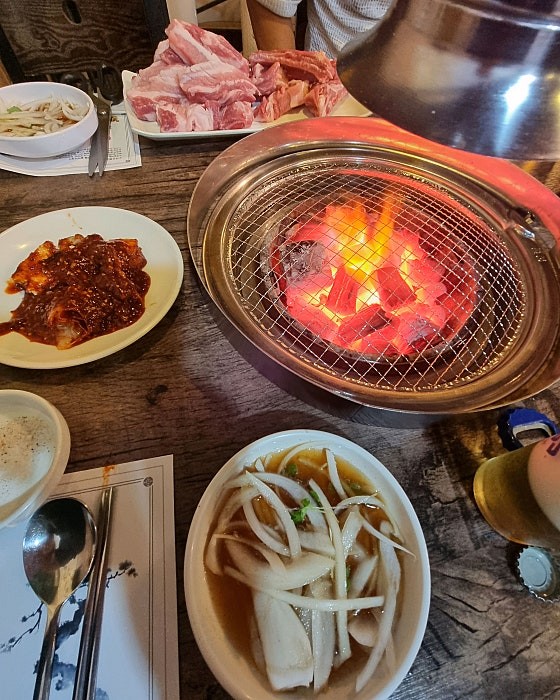 수제숯불양념갈비 이미지