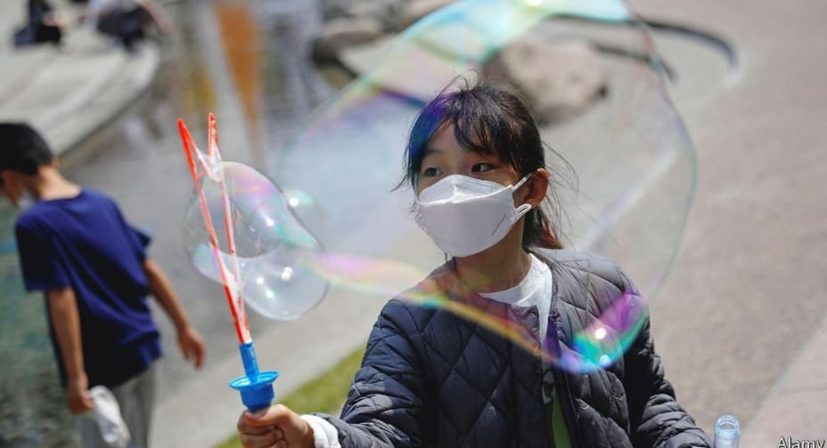  영 이코노미스트의 경고..."한국 경제, 자산 거품 꺼지기 전 1980년대 일본과 유사" South Korea’s economy threatens to become like Japan’s