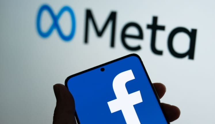 충격! 페이스북 &#39;메타&#39;&#44; 작년 수익 절반으로 급감...왜 Facebook owner Meta profits hit by ad sales slowdown