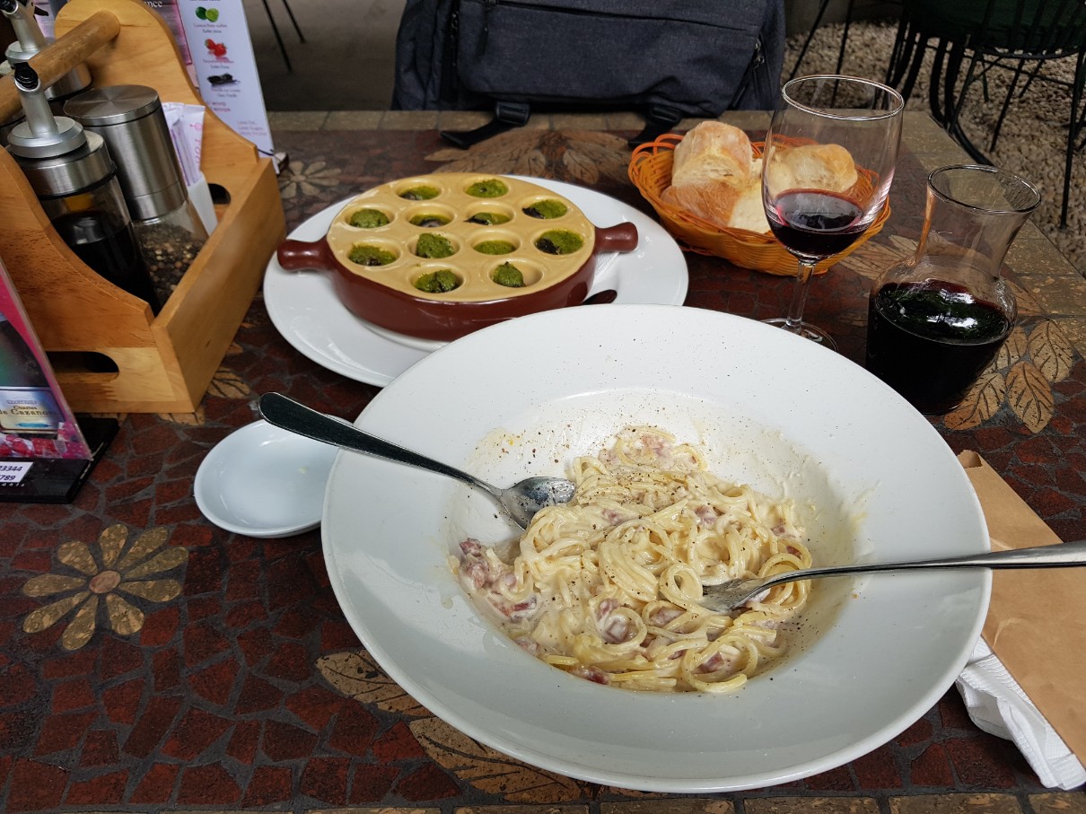 호치민 1군 레탄톤 일본인 거리 프렌치 레스토랑 Le Jardin - 멋진 점심식사