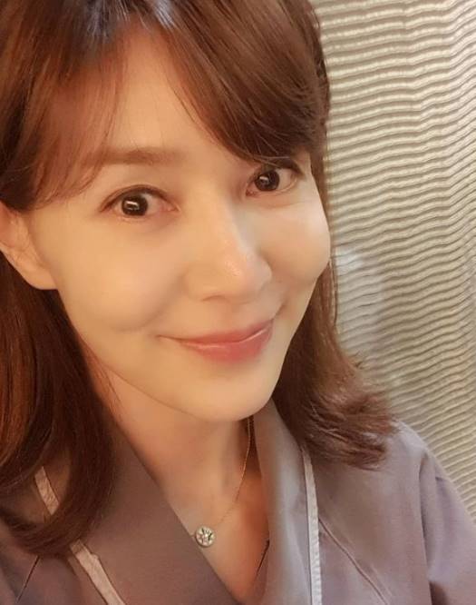  배후 김혜리 미혼부 딸 공개 및 인생사 화제