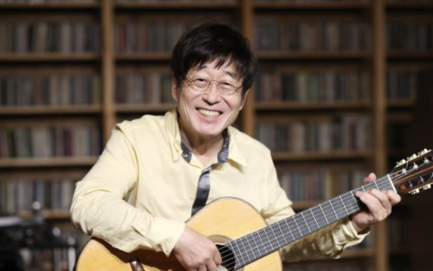김창완