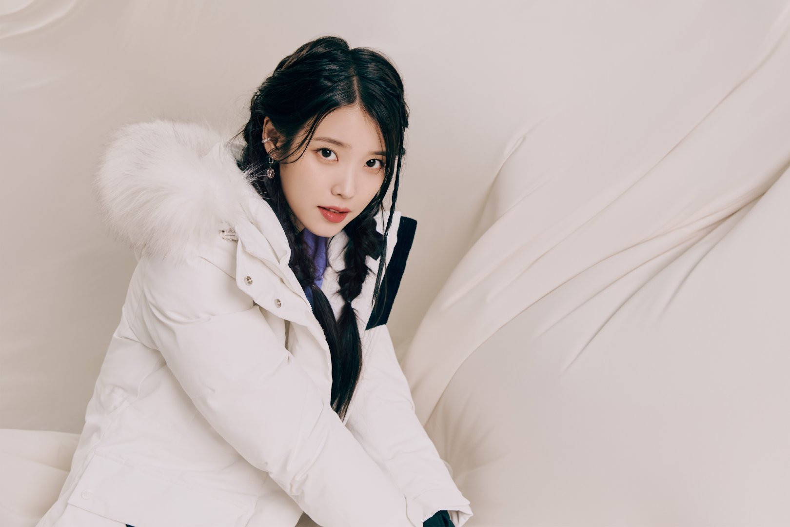  아이유 뉴발란스 웨이보 화보