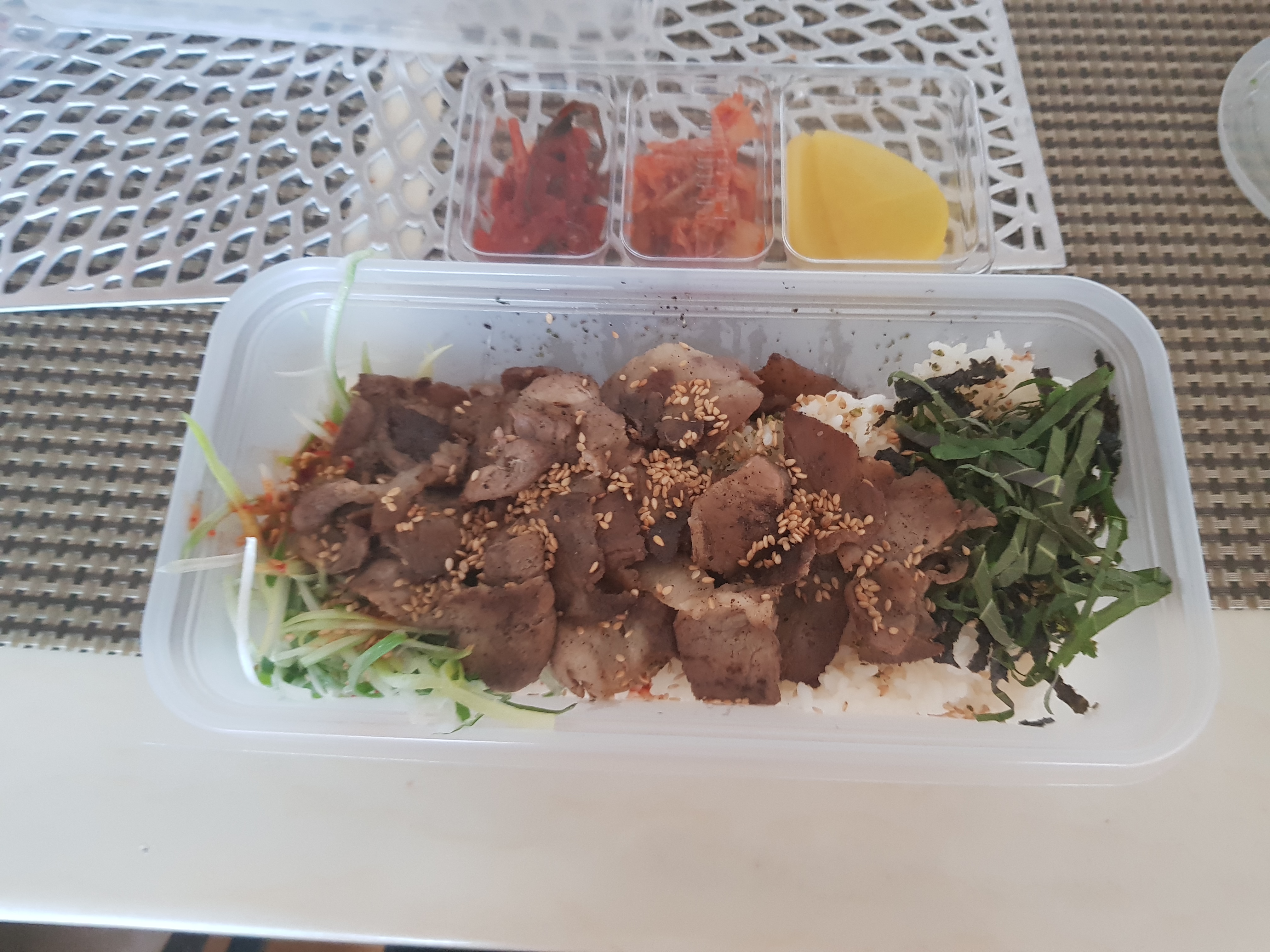  덮밥 90도씨 대패고기덮밥 리뷰!