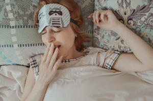 The Reasons Behind Yawning Even After a Good Night&#39;s Sleep: Signals Your Body Sends.
