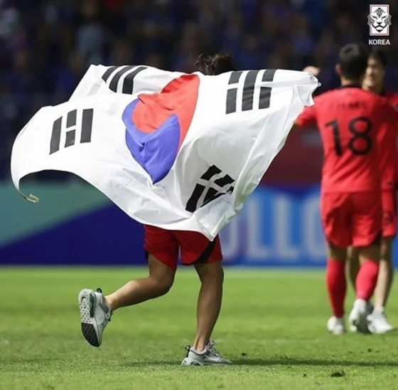 U-17 축구대표팀 귀국