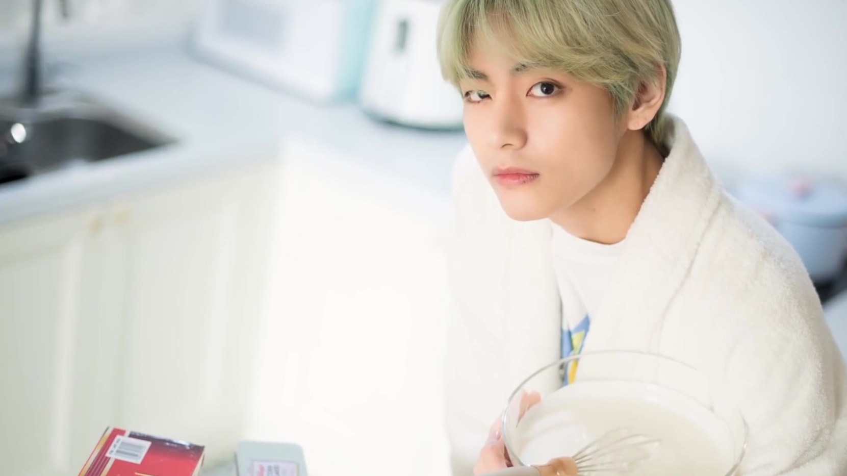  방탄소년단 뷔 키가 궁금하세요? 뷔의 모든 것