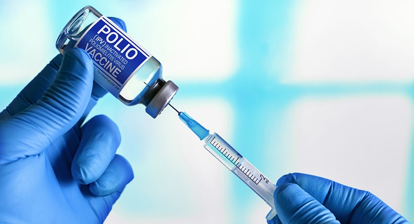 인류가 바이러스를 막는 방법으로 사용하는 백신