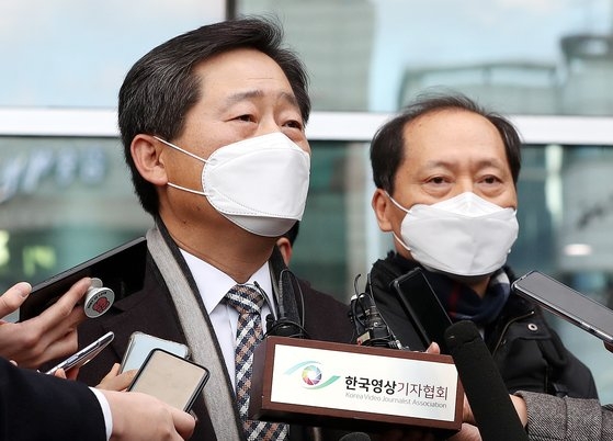  윤석열 사실상 해임, 복귀해도 식물총장.