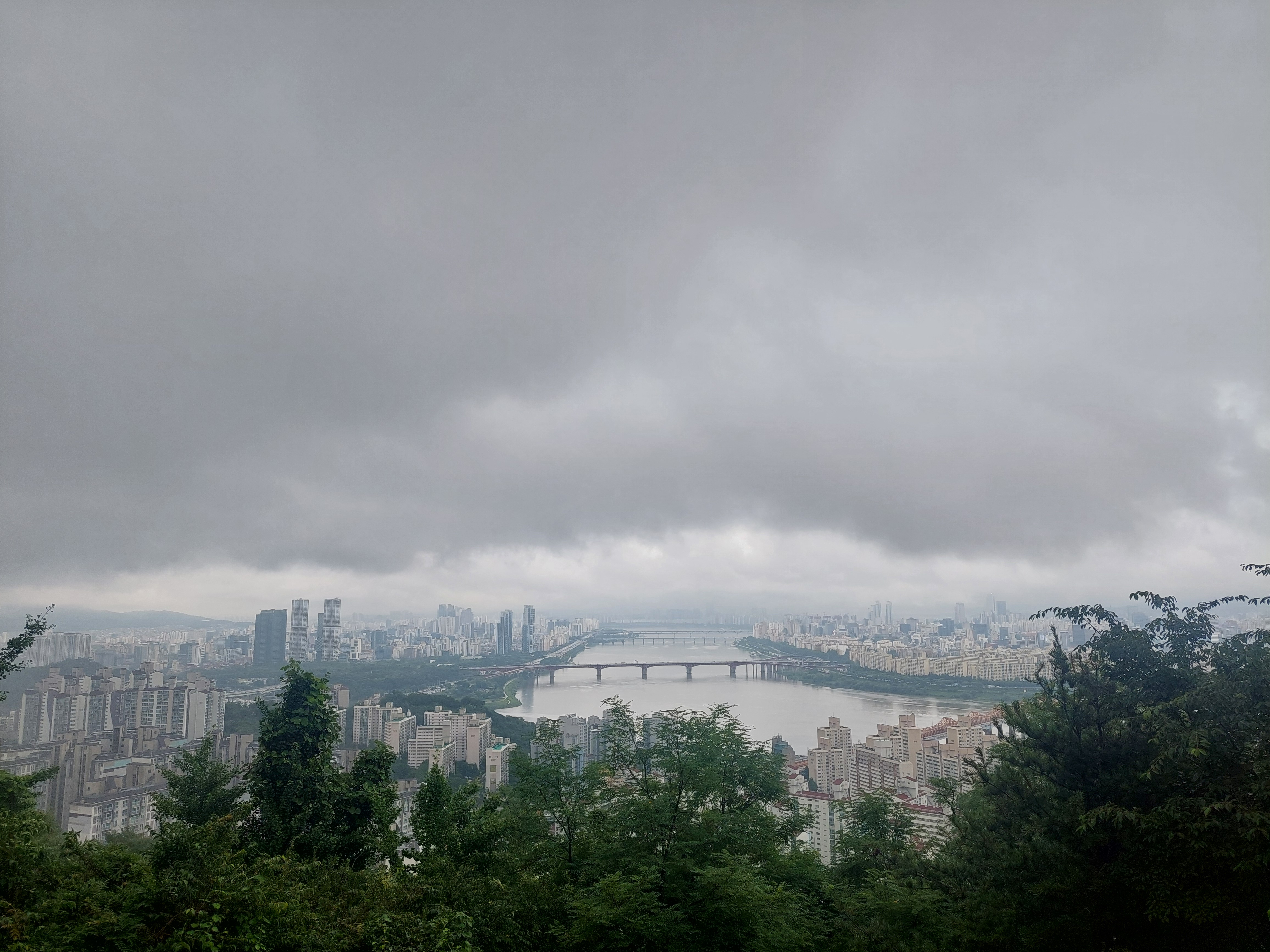 남산매봉산