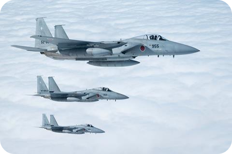일본 자위대 소속의 F-15J 전투기 모습