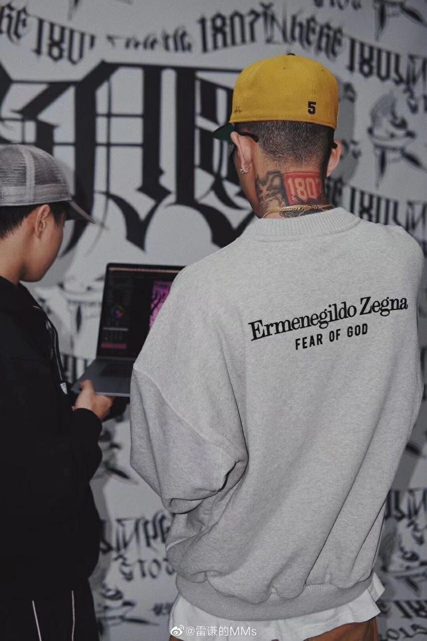  [FEAR OF GOD x ERMENEGILDO ZEGNA] 피어오브갓 X 제냐 스웨트 셔츠 맨투맨 티셔츠 (2 COLOR)