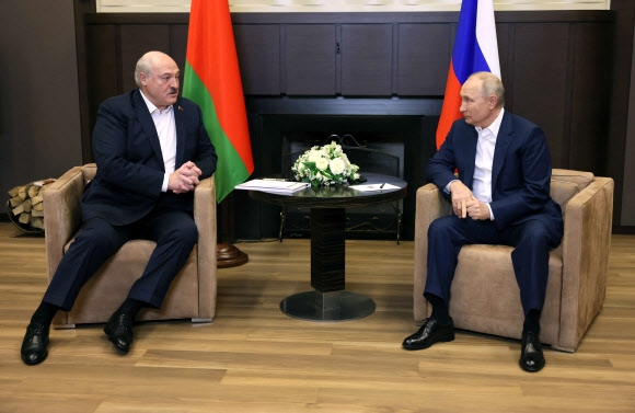 2023.9.15 벨라루스 루카셴코 대통령과 러시아 푸틴 대통령의 회담 (사진 AP연합뉴스)