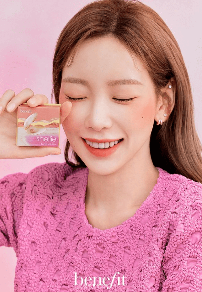  태연 반팔니트 _ 가니 비즈 프린지 크롭 반팔 니트 핑크 (태연 베네피트 화보)