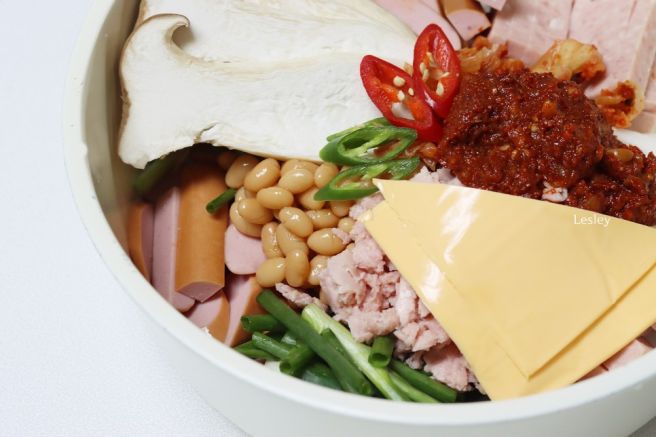 황금부대찌개 이미지