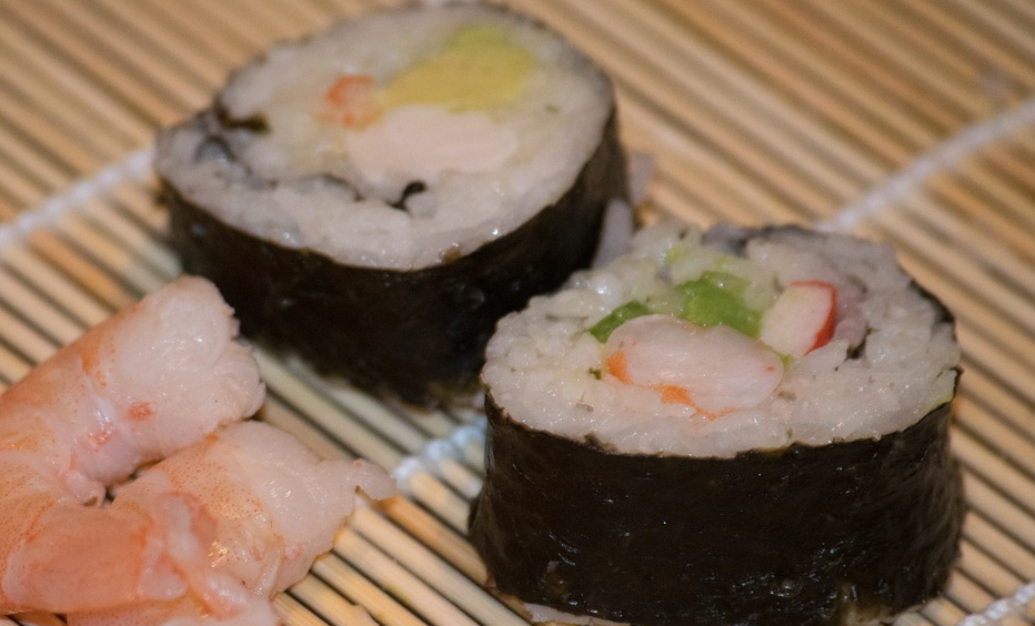  김밥꿈 김밥싸는꿈 몇가지 해몽이에요.