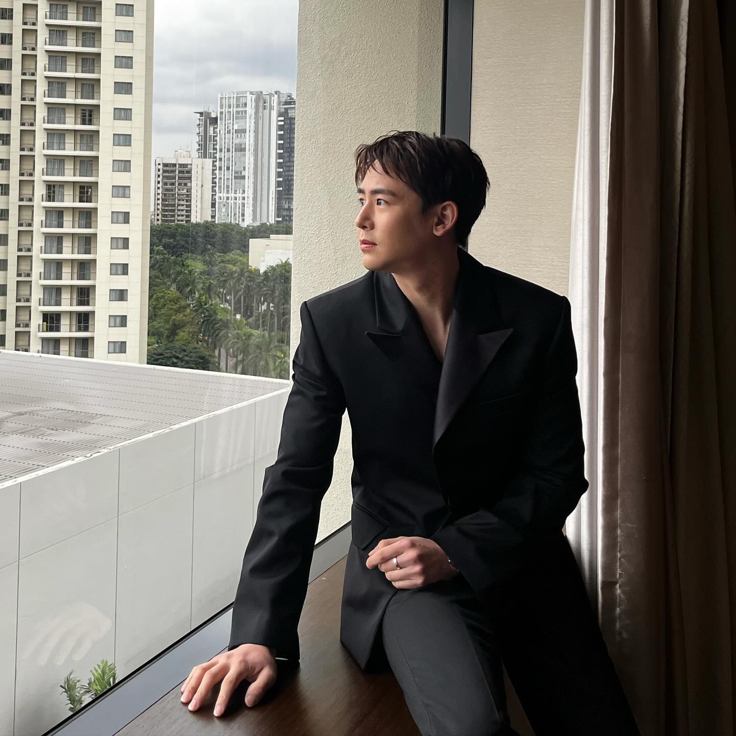 닉쿤 인스타