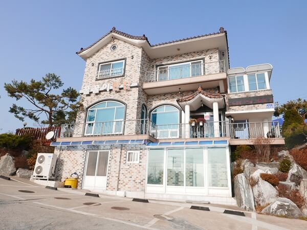 영흥도 선재도 맛집 꿀꿀이만찬 모습
