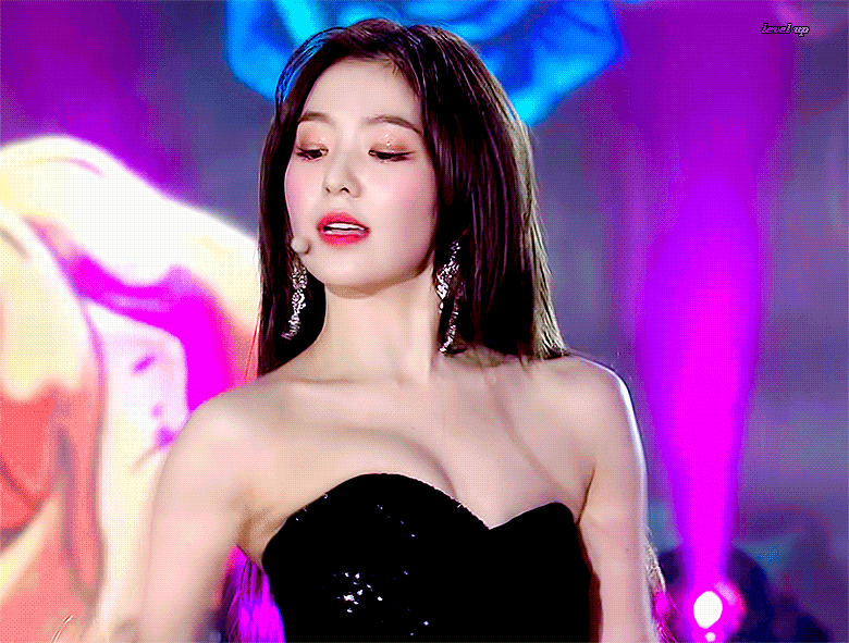  아이린 가요대전 레전드 무대의상 오프숄더 무대 사진 모음