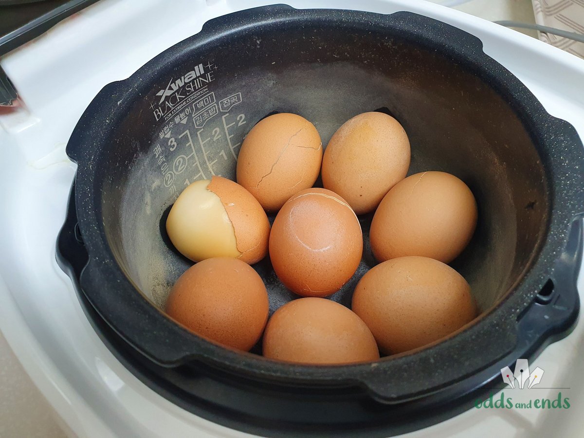 전기밥솥으로 고소한 구운 계란 만들기 (부제 : 맥반석계란 만들기)