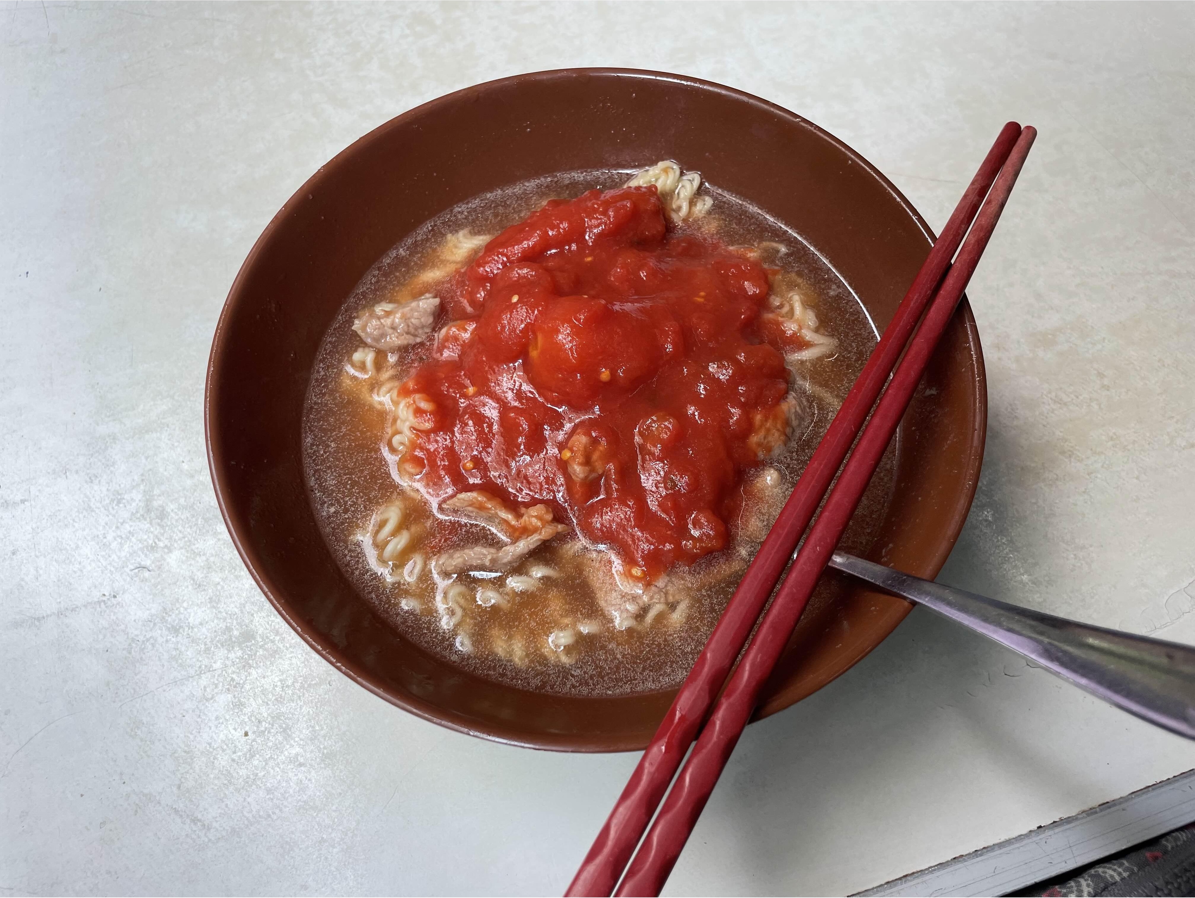 싱흥유엔_토마토_비프_라면