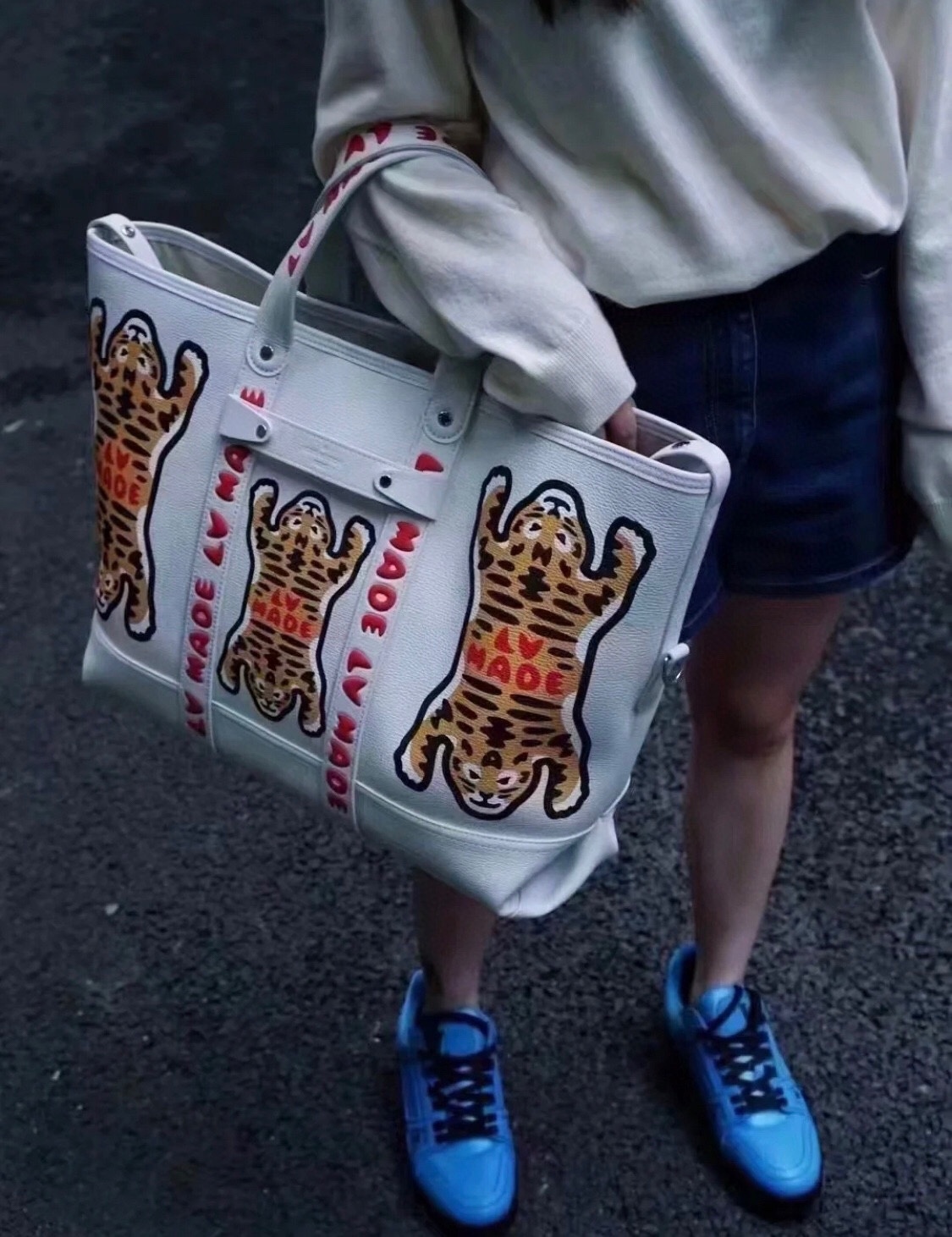  [LOUIS VUITTON] 루이비통 토트 저니 M59366