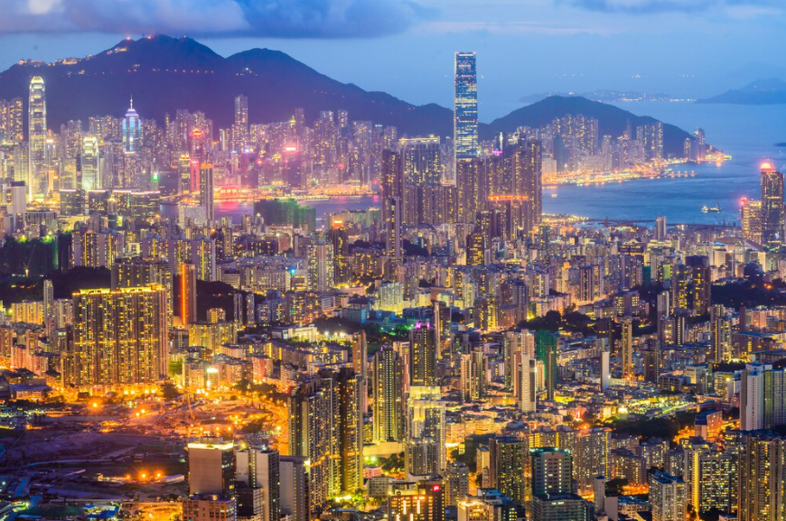 홍콩: 동서양이 만나는 국제적 금융 허브