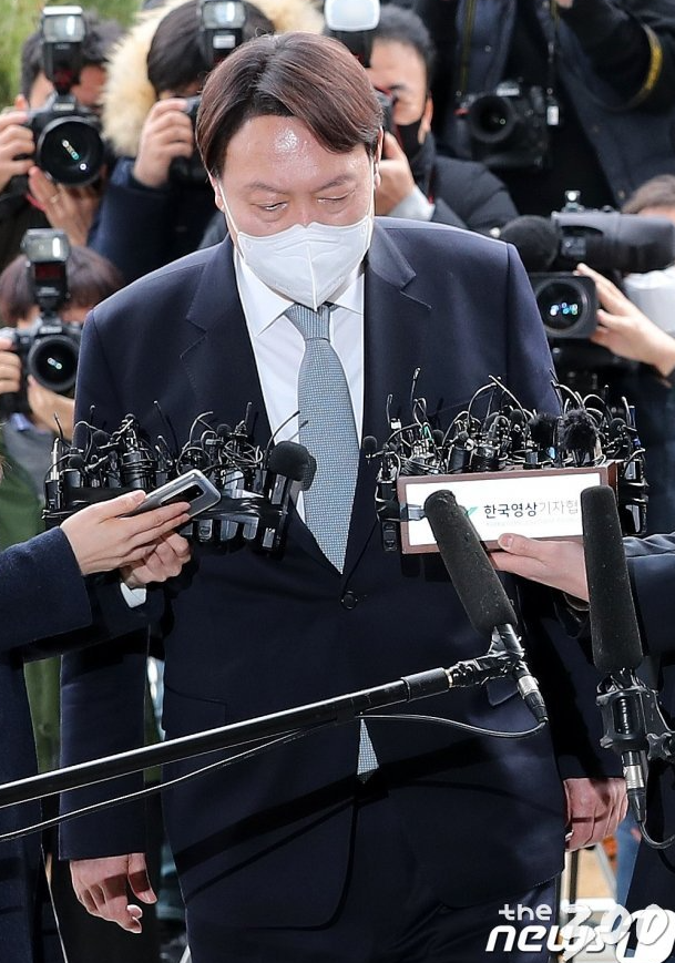  윤석열의 글, 사의 표명 이후 검찰 내부망에 올라온 윤석열의 글, 사의표명은 출사표일까?
