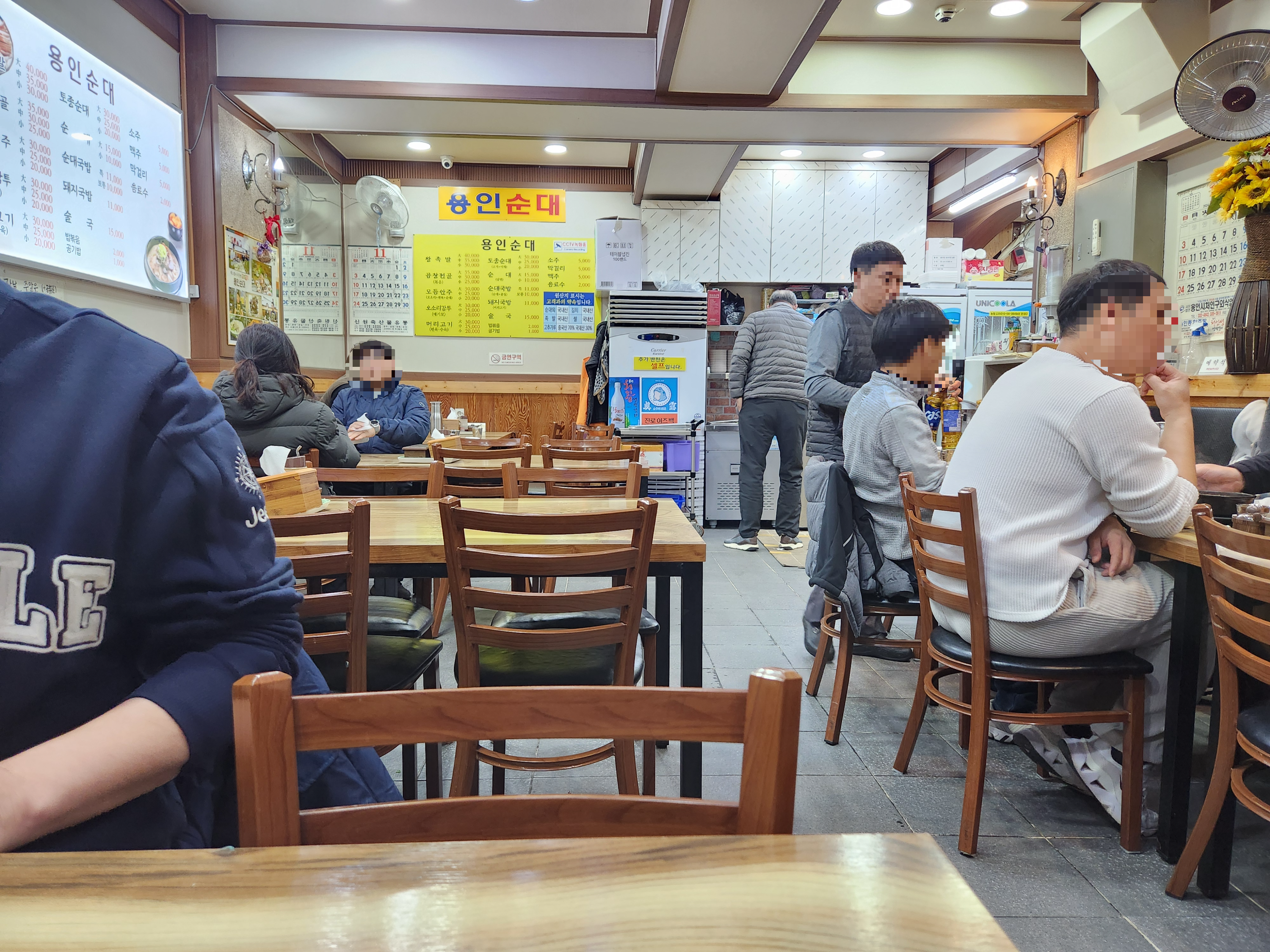 용인순대-내부-넓은테이블