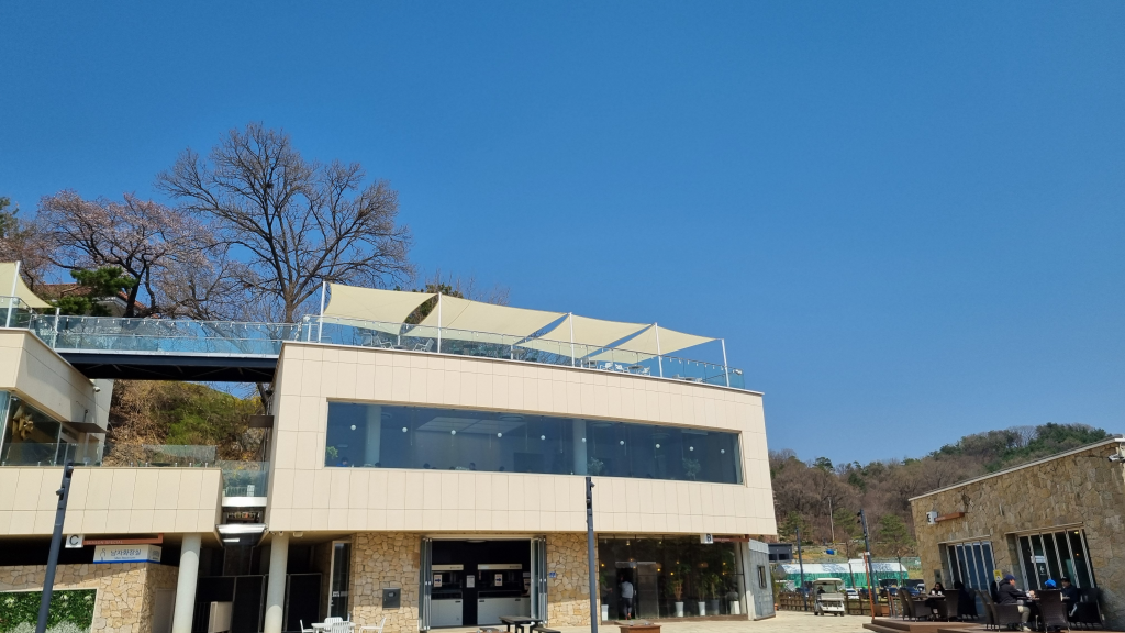 탁트인 강가 카페옥상 그늘막 분위기 사네-세이드하우스 전국설치, 전국AS