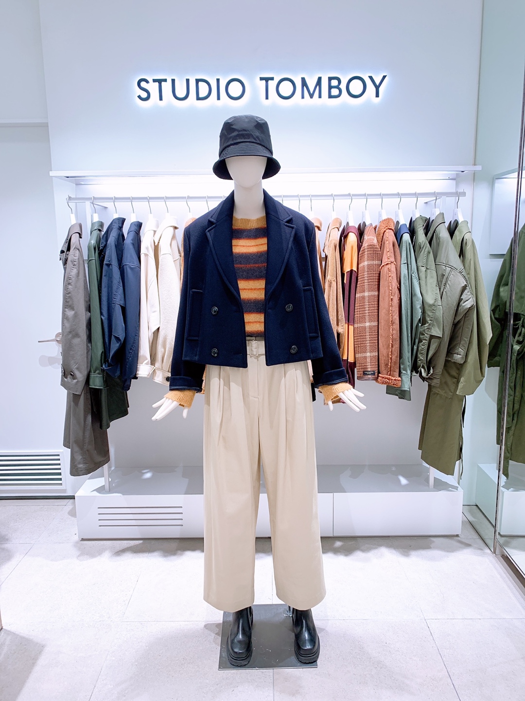 스튜디오톰보이 더블버튼 숏자켓 9101412953
