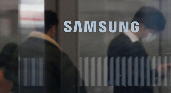  삼성전자 Intel 파운드리 수주