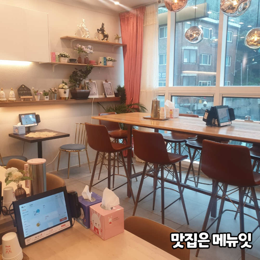  경희븟 브런치 카페 테이블오더 메뉴잇 설치 사례