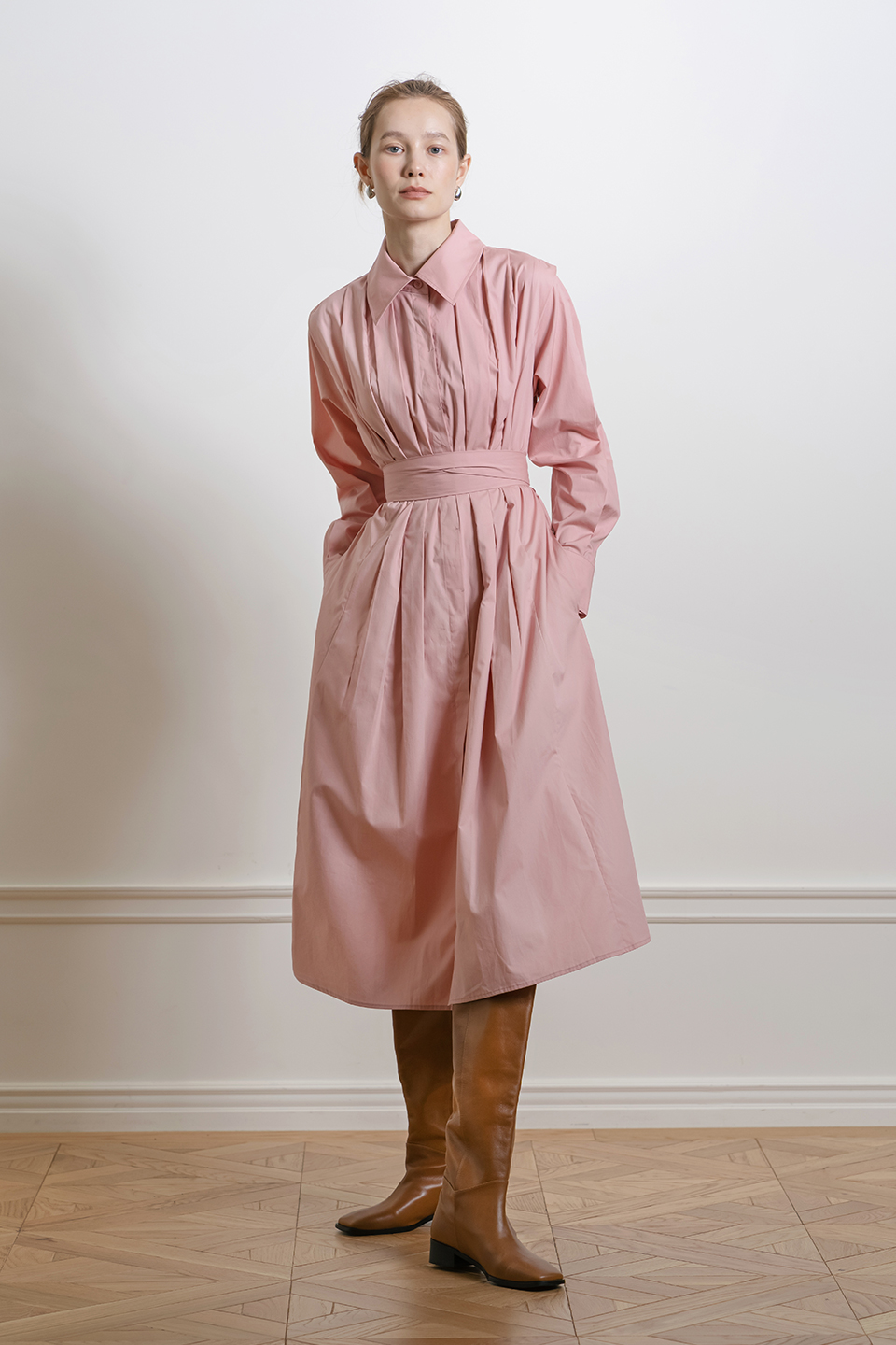 Belted pleats dress pink / cordinary
