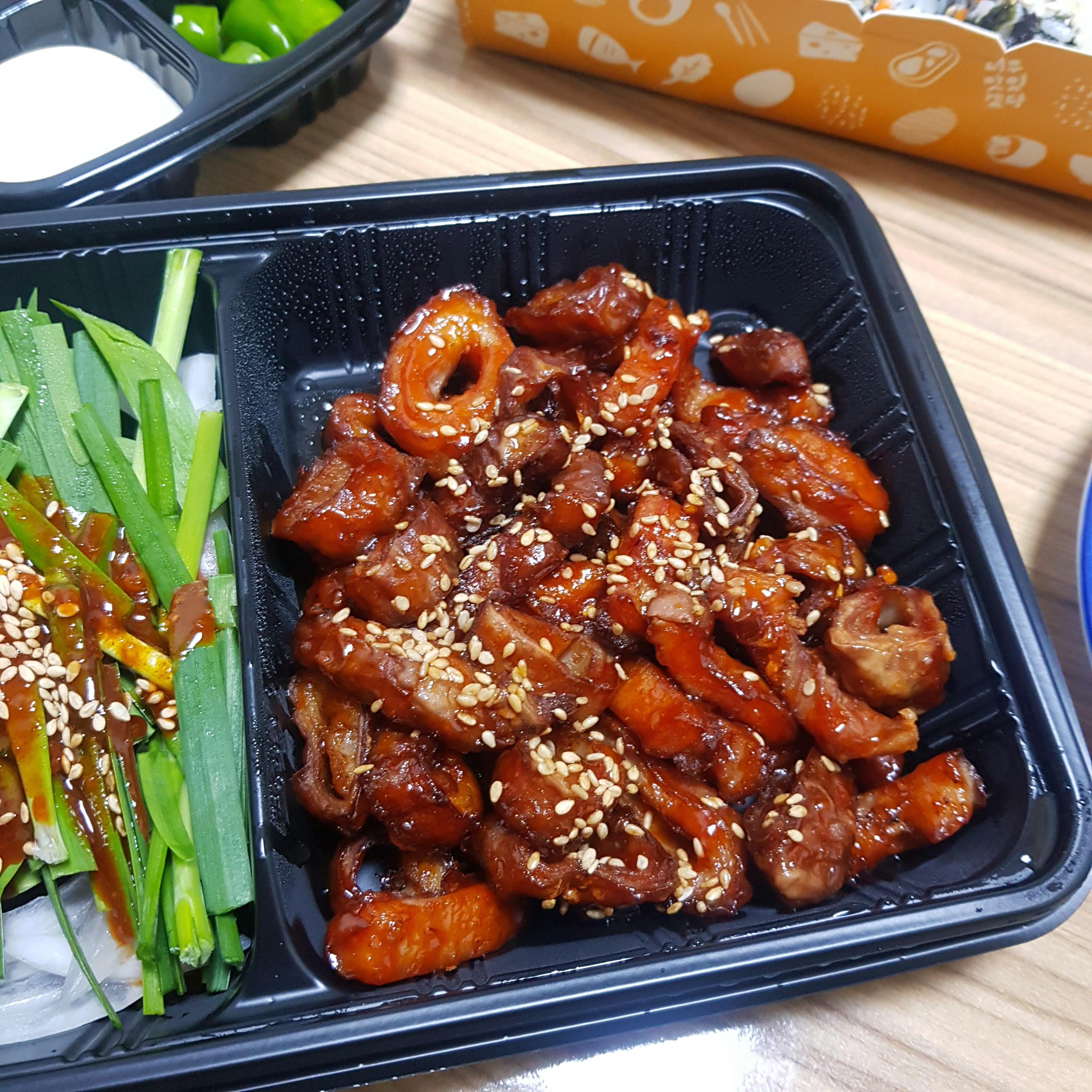  서울대입구역 7번출구 막창 곱창 맛집 '홍곱창' 추천