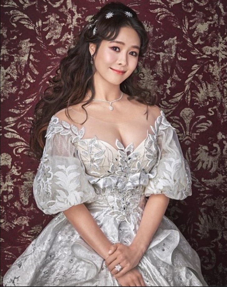  뮤지컬 배우 옥주현 인성 "꼭 말해야겠습니다, 옥주현 인성" 옹호글이 올라왔다.