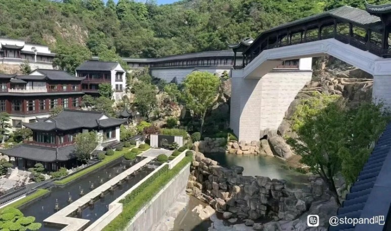 중국 주석의 조카 신혼집...1억달러, 빈부격차의 극