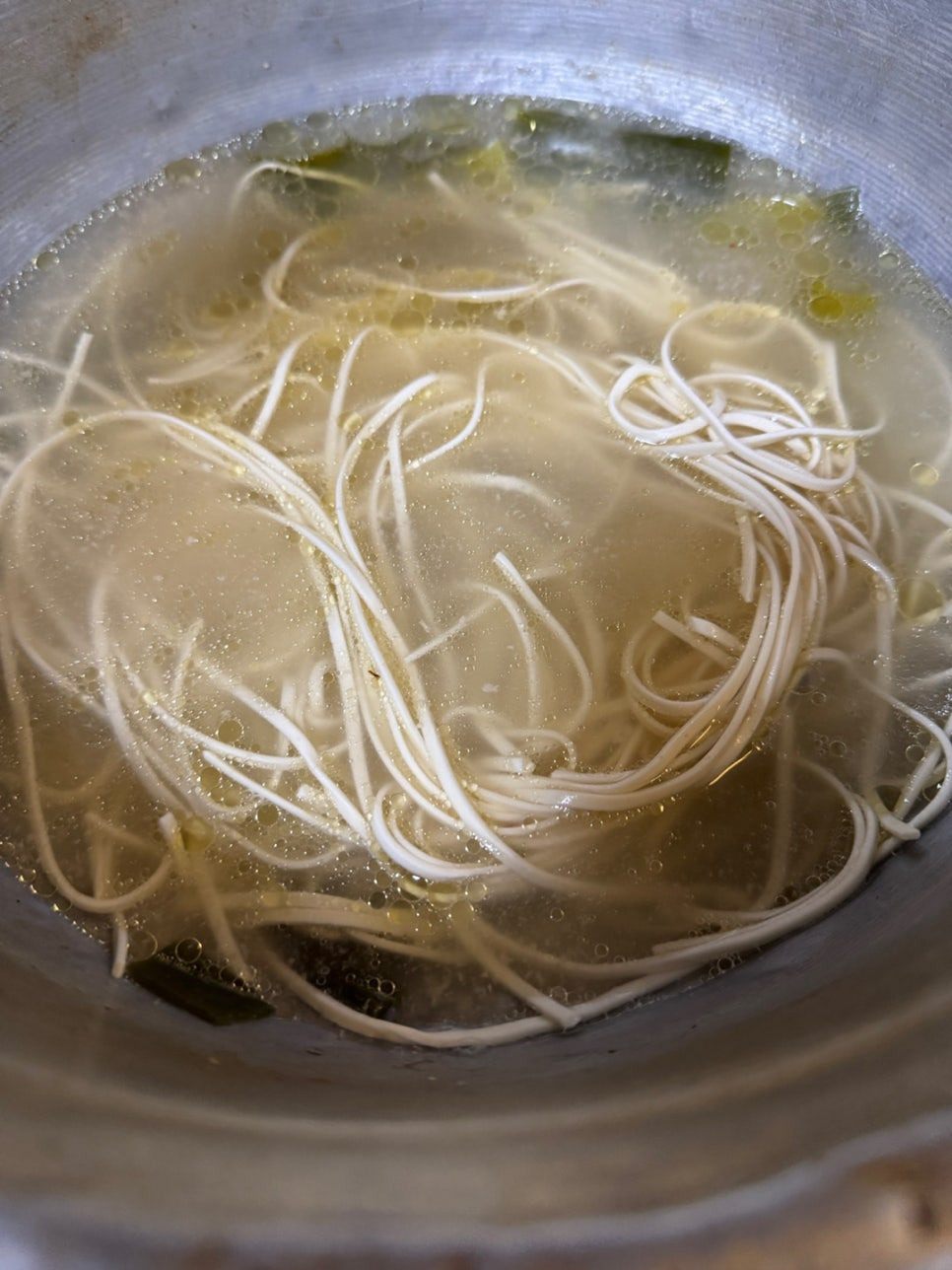 명동닭한마리 이미지