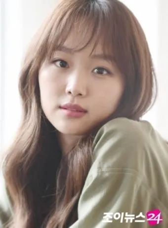 배우 진기주 프로필 나이 키 가족관계 데뷔와 언더커버 하이스쿨 오수아 역 설명_16