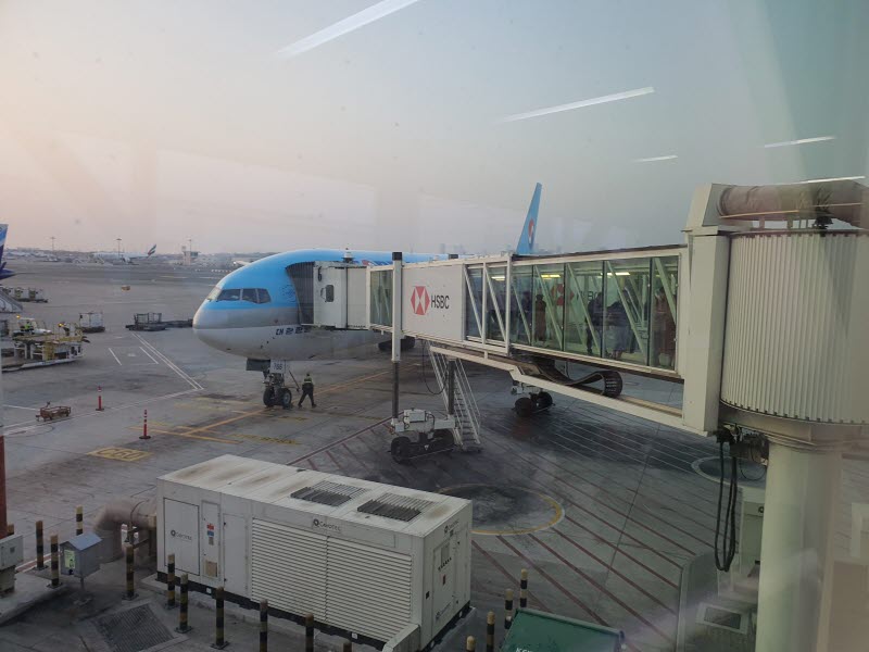 두바이-공항도착-KE951