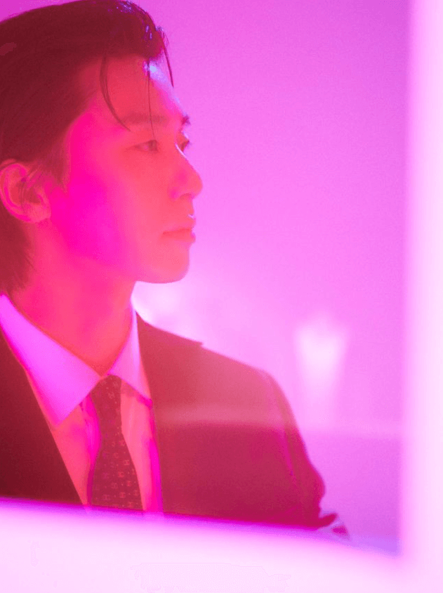 무대 인사 박서준, 팬이 준 머리띠 거부 '태도 논란'