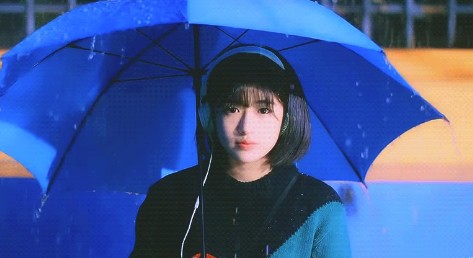 안유진