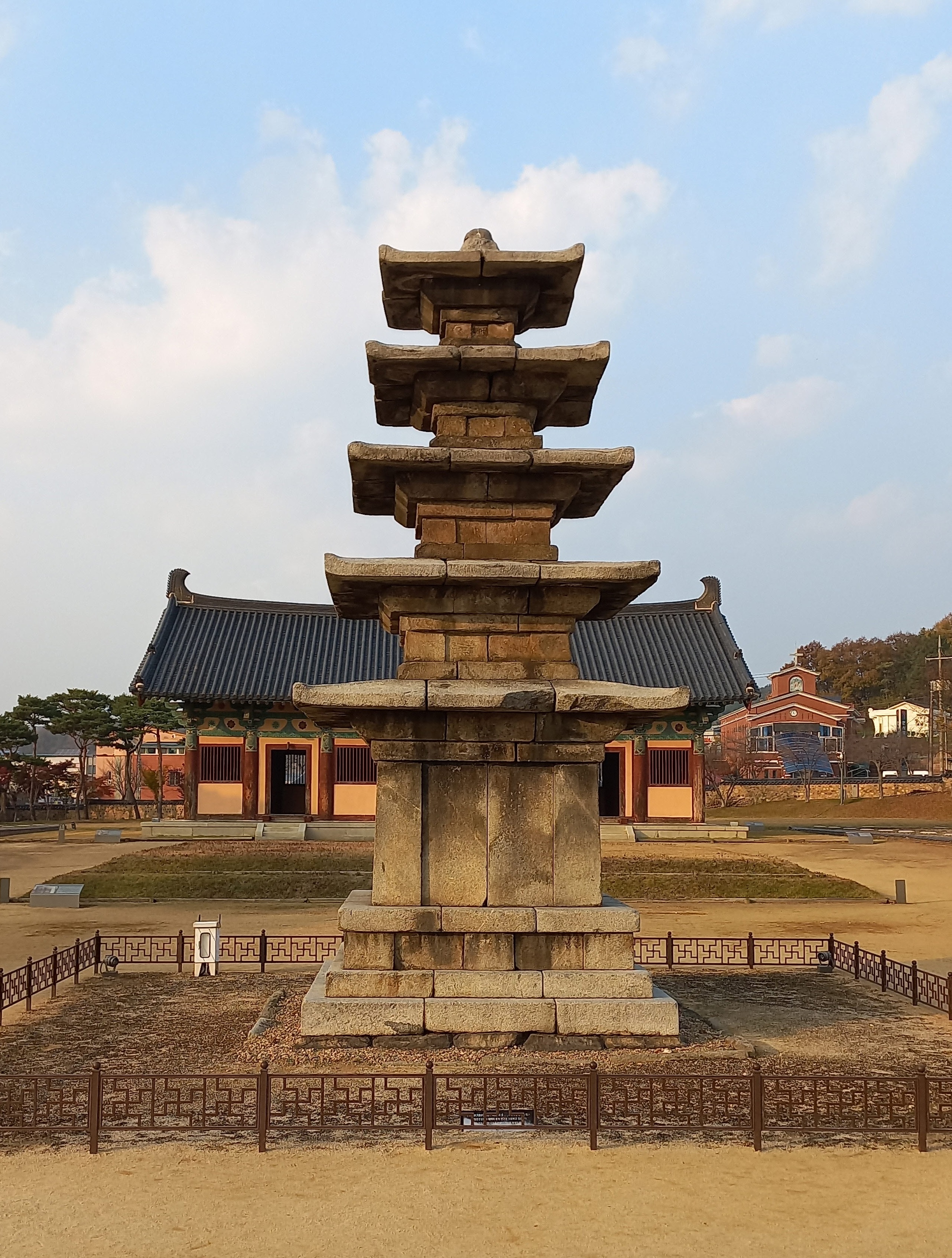 부여 정림사지 (정림사지 오층석탑과 석조여래좌상) 입장료, 주차장 - 휴식같은 여행으로의 초대 이미지