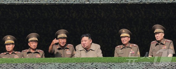 우라늄 김정은